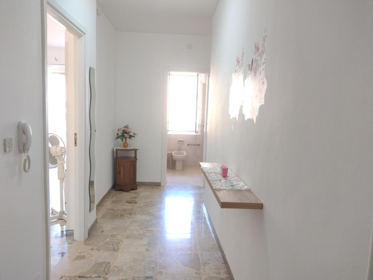 ヴェンティミーリアCasa Fronte Mareアパートメント エクステリア 写真